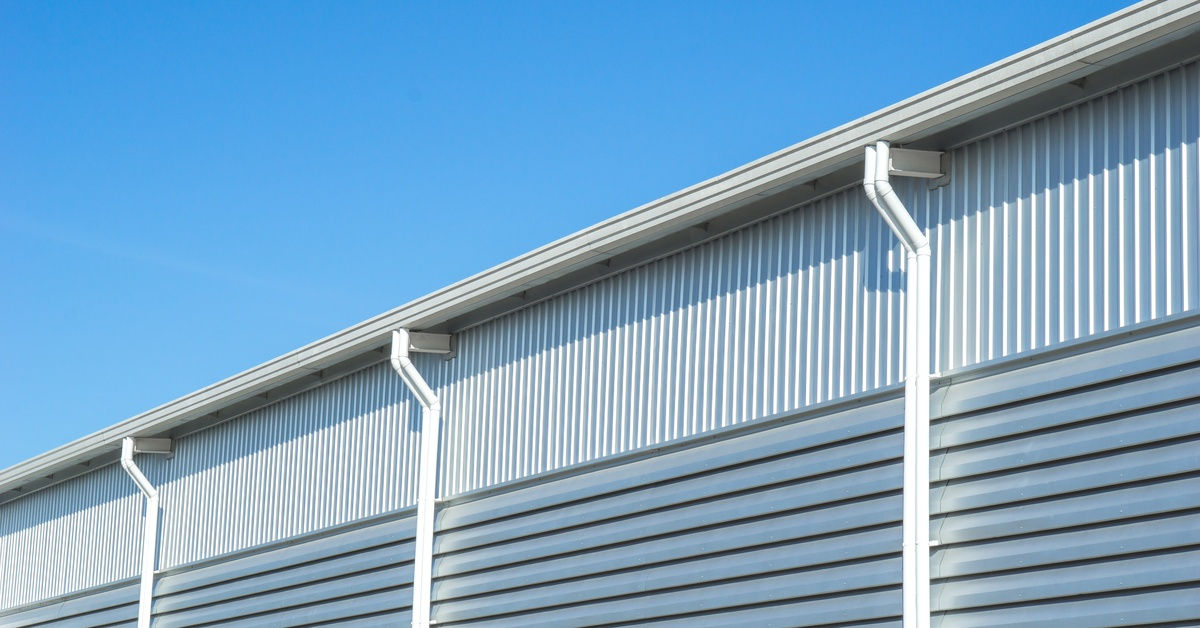 A Guide To Selecting Gutter Systems for Commercial Roofs